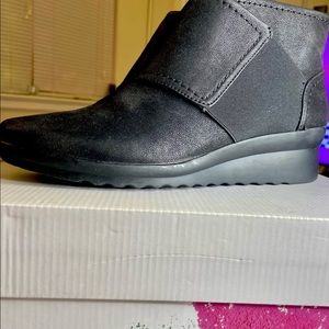 New Black Zip Up Booties by Clark Cloudsteppers Cushion Size 7.5